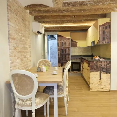 Apartament Ca' Fabrizio Close To San Marco *